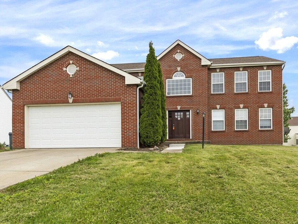 22 Bend View Dr in Pataskala, OH - Building Photo