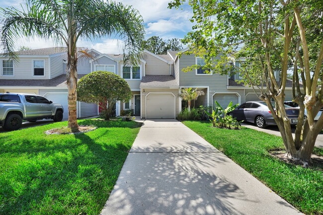 property at 11330 Lake Mandarin Cir E