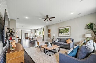 1605 Cedar Crest Dr in Forney, TX - Building Photo - Building Photo