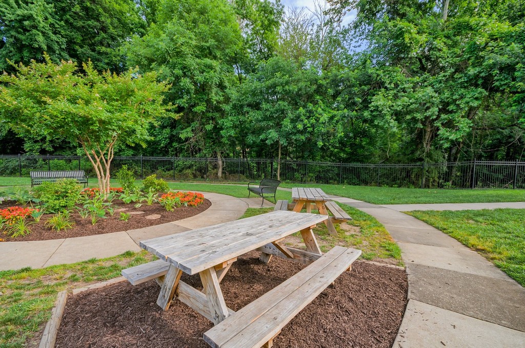 Stony Brook Apartments Alexandria, VA Apartments