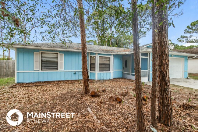 1325 Helvenston St NW in Palm Bay, FL - Building Photo - Building Photo