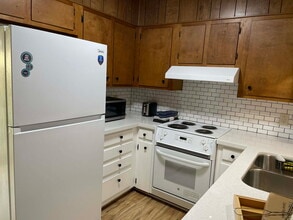 9410 Mapes St in Beaumont, TX - Building Photo - Building Photo