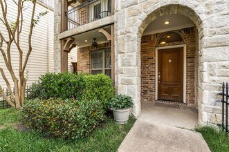 5033 Mission Ave in Dallas, TX - Building Photo - Building Photo