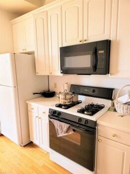 183 Columbia St, Unit 2 in Cambridge, MA - Building Photo