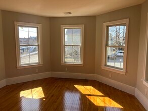 52 North Ave in Natick, MA - Building Photo - Building Photo