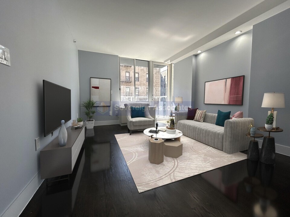 703 W 171st St in New York, NY - Building Photo