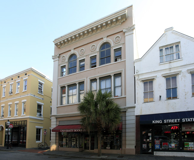 360 King St in Charleston, SC - Building Photo - Building Photo