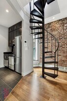 219 E 28th St, Unit 5B in New York, NY - Building Photo