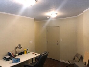 1124 Main St W in Hamilton, ON - Building Photo - Building Photo