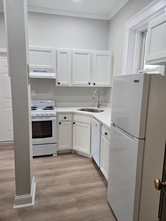 1185 Commonwealth Ave, Unit 2