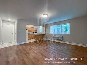 309 San Juan Dr-Unit -Apt. 7 in McKeesport, PA - Building Photo - Building Photo