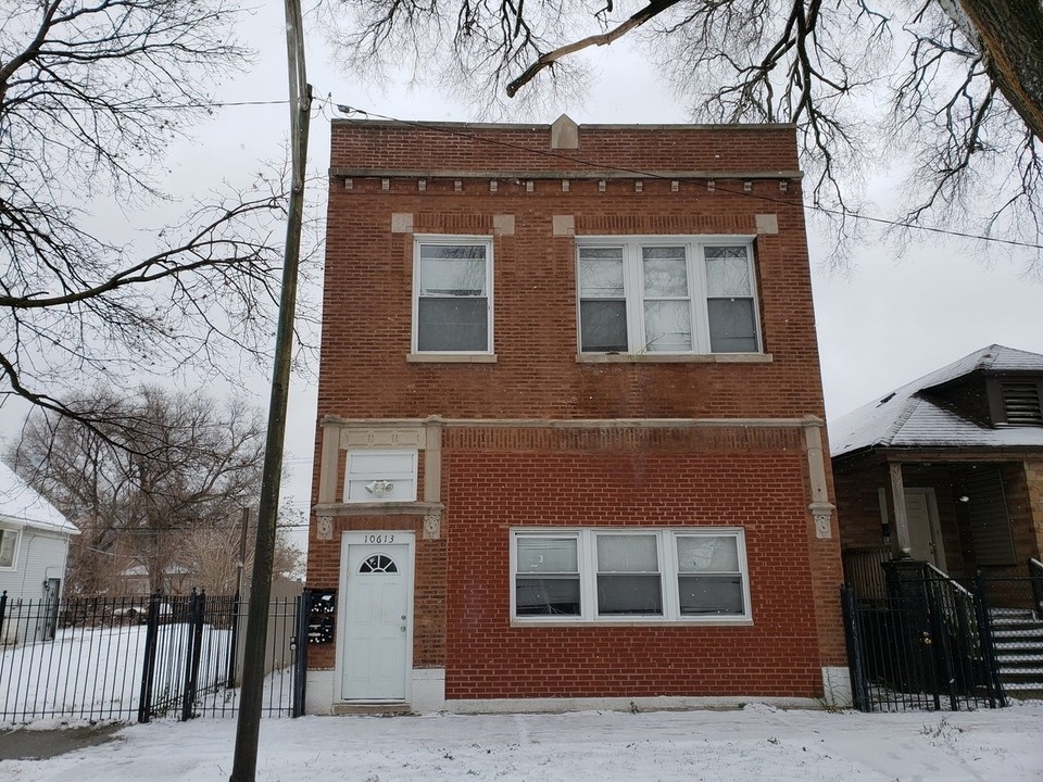 10613 S Edbrooke Ave in Chicago, IL - Foto de edificio