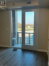 58 Foamflower Pl in Waterloo, ON - Building Photo - Building Photo