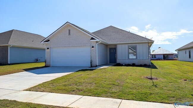 217 Shangrila Wy in Meridianville, AL - Foto de edificio - Building Photo