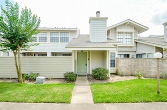 6211 Ludington Dr in Houston, TX - Building Photo - Building Photo