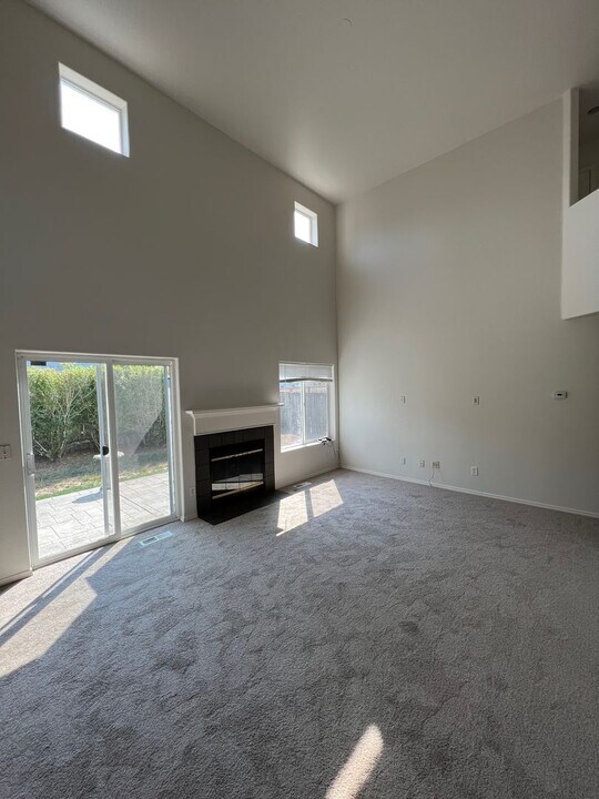 17816 SW Gillette Ln in Sherwood, OR - Building Photo