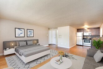 Chill Apartments in Denver, CO - Building Photo - Building Photo