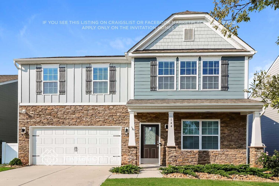 144 Cherry Birch St in Mooresville, NC - Foto de edificio