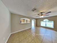 13804 Gentle Woods Ave in Riverview, FL - Building Photo - Building Photo