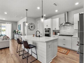 15207 Caravan Ave in Odessa, FL - Building Photo - Building Photo