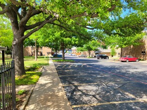 Gazebo Apartments (Denton, Tx) in Denton, TX - Building Photo - Building Photo