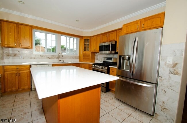 property at 7 Frances St