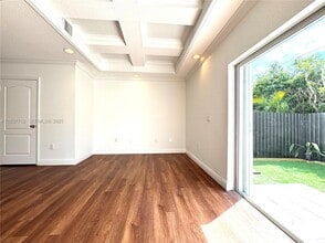 11667 NE 18th Dr in North Miami, FL - Building Photo - Building Photo