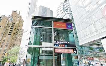 457 W 57th St-Unit -303 in New York, NY - Building Photo - Building Photo