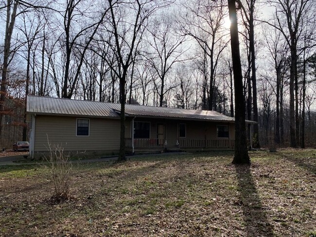 property at 1751 Strawhill Rd SE