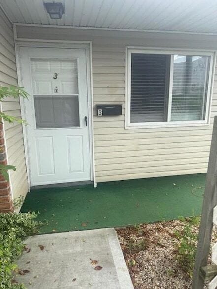 1-72 Parkcenter Drive Unit in Deer Park, NY - Foto de edificio