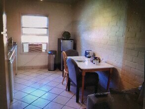 2023 Cloverfield Blvd, Unit F in Santa Monica, CA - Building Photo - Building Photo