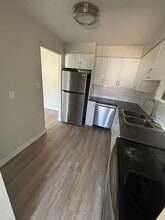 99 Westwood Dr in Kitchener, ON - Building Photo - Building Photo