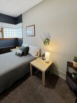 208 2nd St S in Hallock, MN - Building Photo