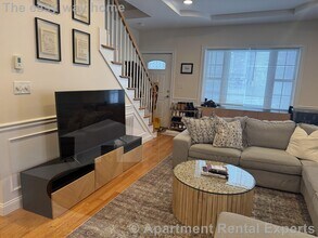 11 Winthrop Ct in Medford, MA - Foto de edificio - Building Photo