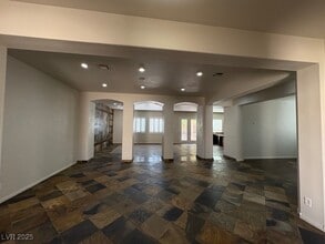 7199 Adobe Falls Ct in Las Vegas, NV - Building Photo - Building Photo