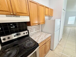 1427 45th Ave Cir W in Bradenton, FL - Building Photo - Building Photo