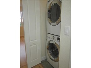 419 SW 147th Ave in Pembroke Pines, FL - Building Photo - Building Photo