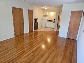 545 Howell Ave, Unit 7 in Cincinnati, OH - Foto de edificio - Building Photo
