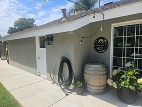 1215 Royal Oak Rd in Santa Maria, CA - Building Photo - Building Photo