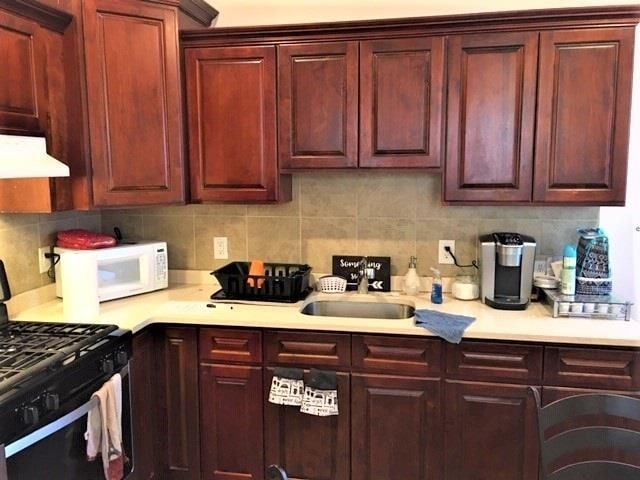 property at 127 W 19th St