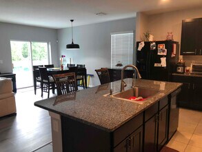6867 Wagon Trail St in Zephyrhills, FL - Building Photo - Building Photo