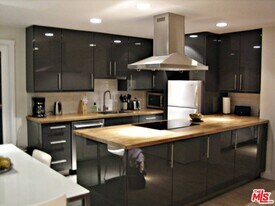 4125 Huron Ave in Culver City, CA - Building Photo