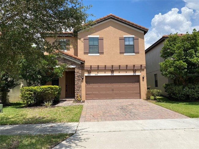 2076 Leather Fern Dr