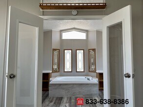 16206 Wood Dr in Channelview, TX - Building Photo - Building Photo