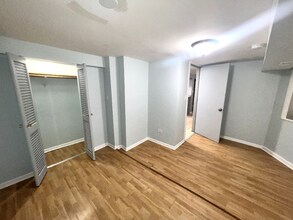 2701 E 75th Pl in Chicago, IL - Building Photo - Building Photo