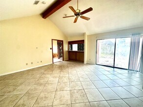 15503 Monte Vista Dr in Houston, TX - Building Photo - Building Photo