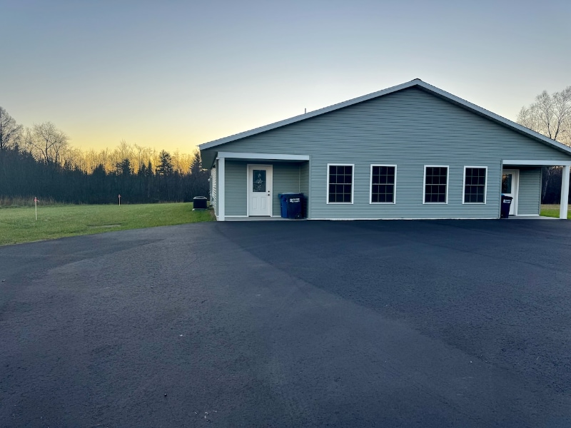 10002 Aspen Ln in Hayward, WI - Building Photo