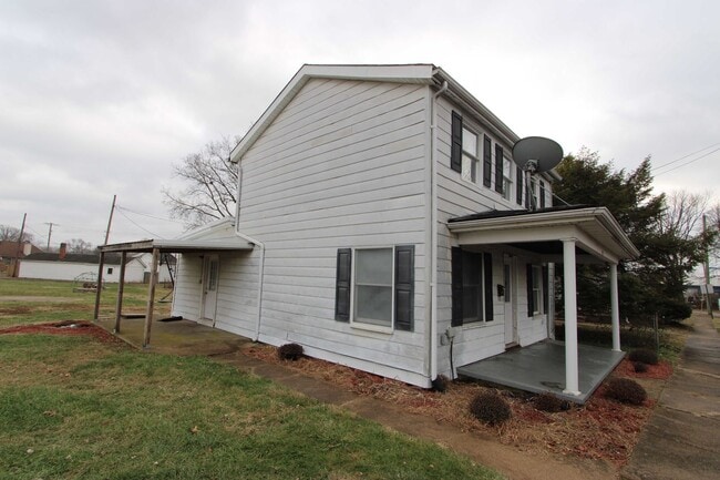 16 S 2nd St in Trenton, OH - Building Photo - Building Photo