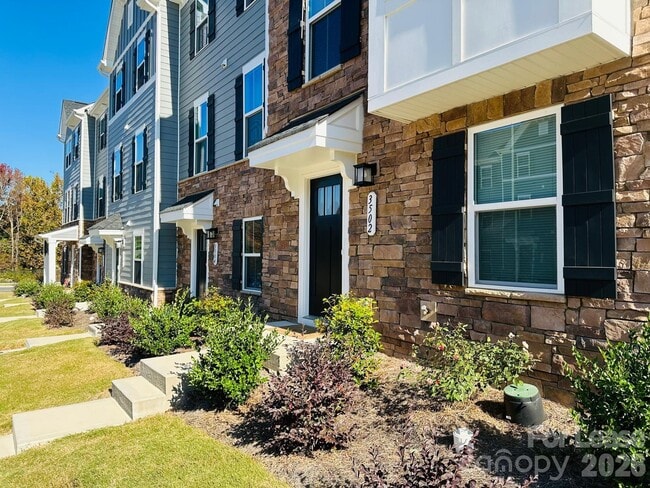 3502 Timber Ml Dr in Stallings, NC - Building Photo - Building Photo