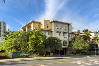 KA MALANAI AT KAILUA in Kailua, HI - Foto de edificio - Building Photo